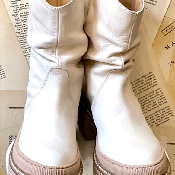NWOT // Free People $268 Mel Slouch Boot // 8 - Picture 4 of 6